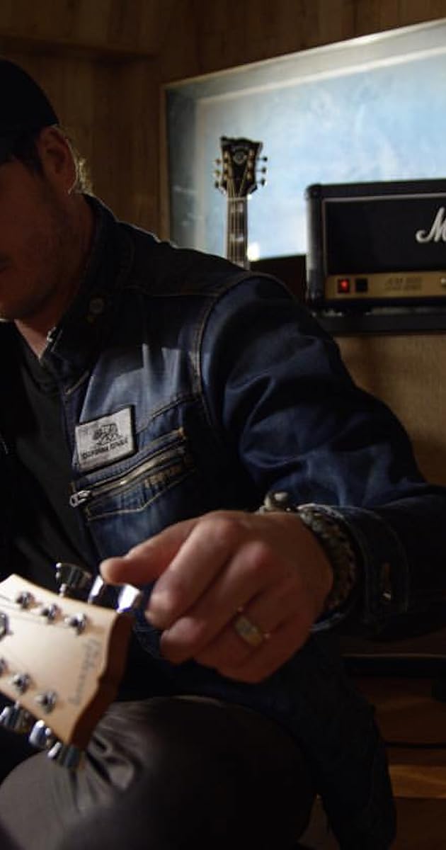 Ernie Ball: The Pursuit of Tone - Tom DeLonge