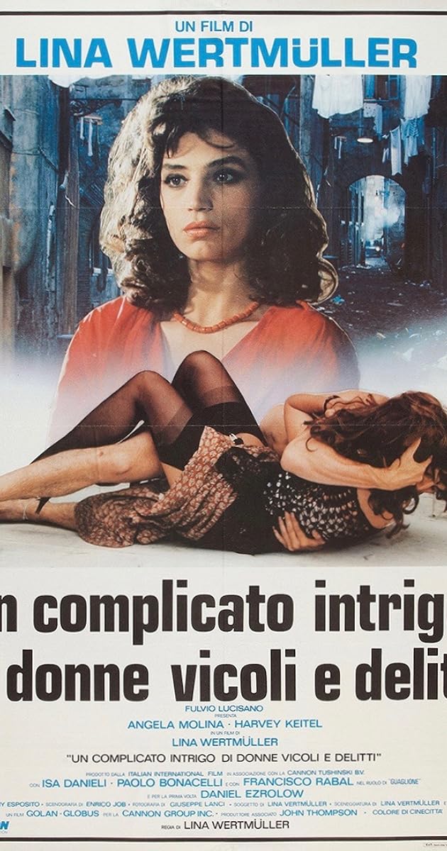 Un complicato intrigo di donne, vicoli e delitti