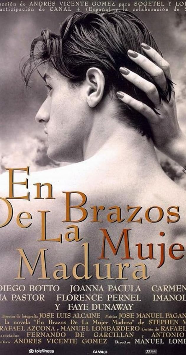 En brazos de la mujer madura